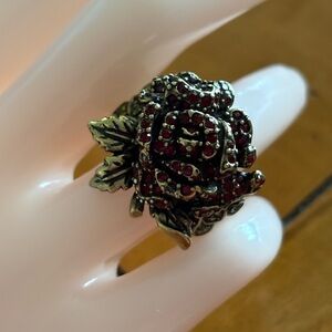 Heidi Daus Rose Elegance Ring Sz 11 Bold Dimensional Statement Bronze Red Green